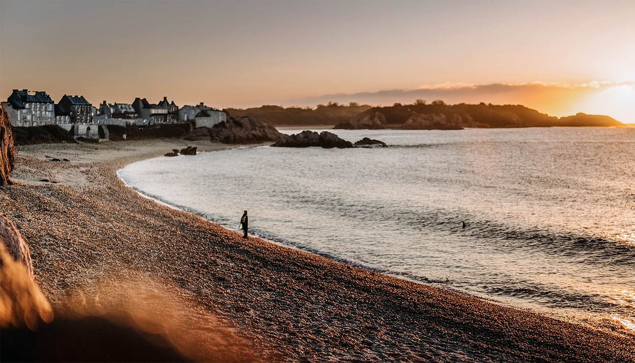 Moguéran im Herbst – Ein Strandspaziergang